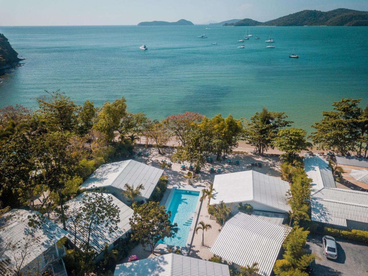 The Mooring Resort Cape Panwa Bagian luar foto