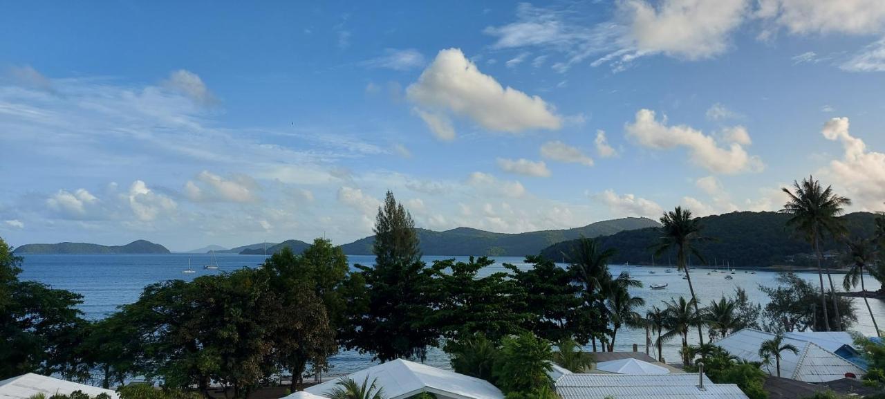 The Mooring Resort Cape Panwa Bagian luar foto
