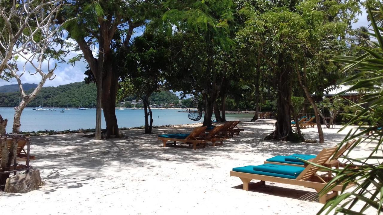 The Mooring Resort Cape Panwa Bagian luar foto